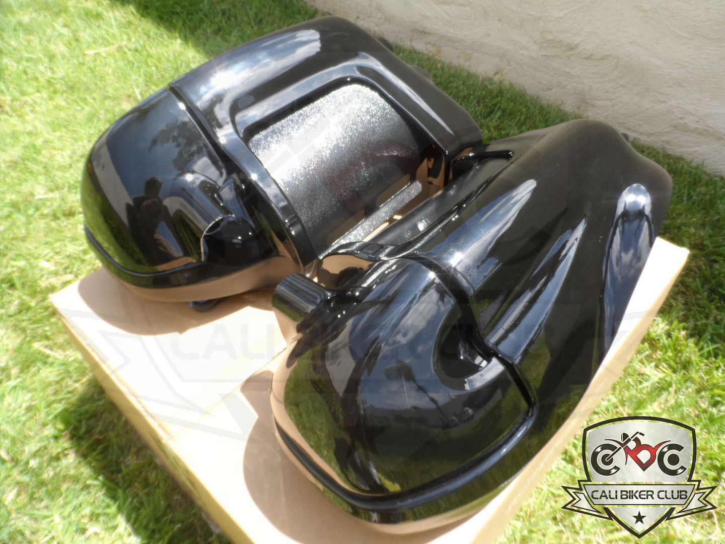 Lower Vented Leg Fairings Metal Vents and Glove Box Doors